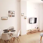 Apartman Free Private Parking # Magenta Ruby # Dterra Apartments Szaloniki