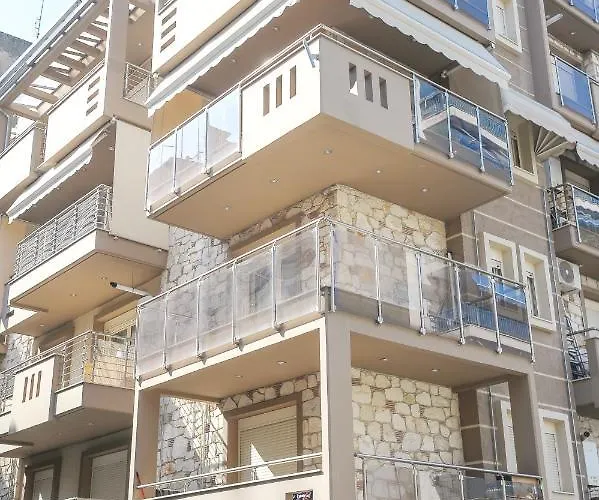 Free Private Parking # Magenta Ruby # Dterra Apartments Appartamento *