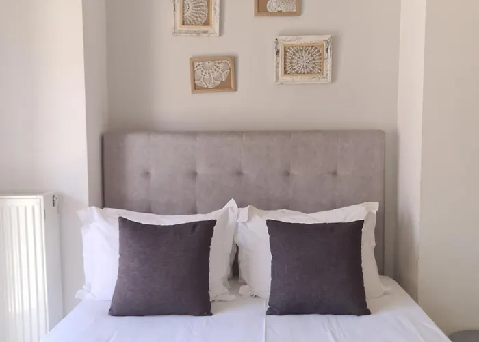 MAGENTA RUBY #DTerra Apartments# FREE PRIVATE PARKING!! Apartamento